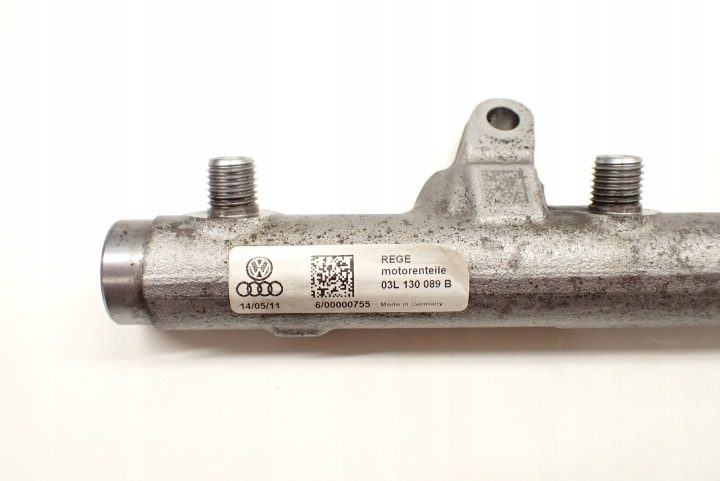 Топливная рампа топлива VW Audi Seat Skoda 036133319 036031C 1,4B 16V, фото 2