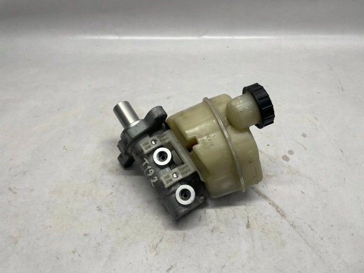 Ford Mustang VI бачок тормозной жидкости 612503967 2017 2300CM3, фото 6