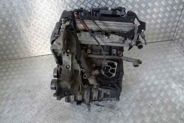 AUDI A4 B8 2.0 TDI - ДВИГАТЕЛЬ CAG, фото 1