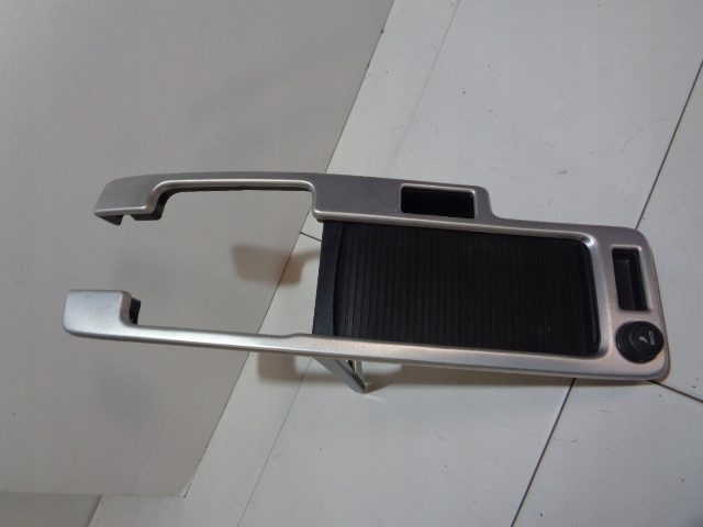 Центральный тоннель шторка Volvo V50 S50 09-12 130586 06582-000 30755392, фото 2