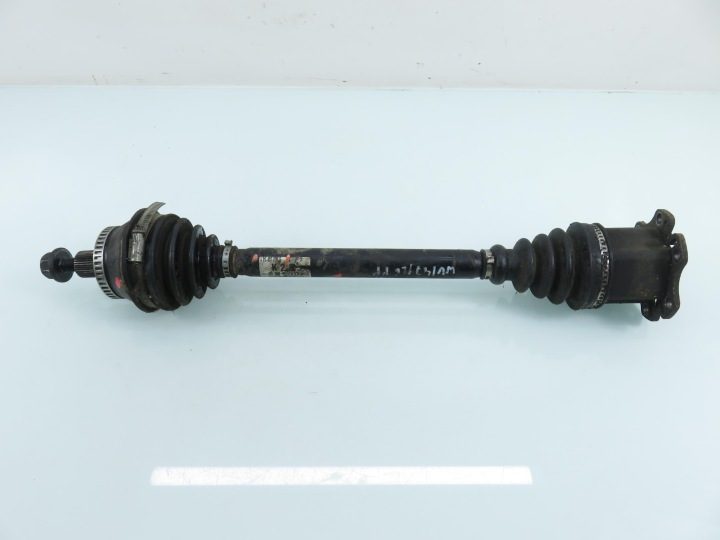 ПОЛУОСЬ ПРАВАЯ ПЕРЕДНЯЯ AUDI A4 B6 2.5 TDI 8E0407272S, фото 1