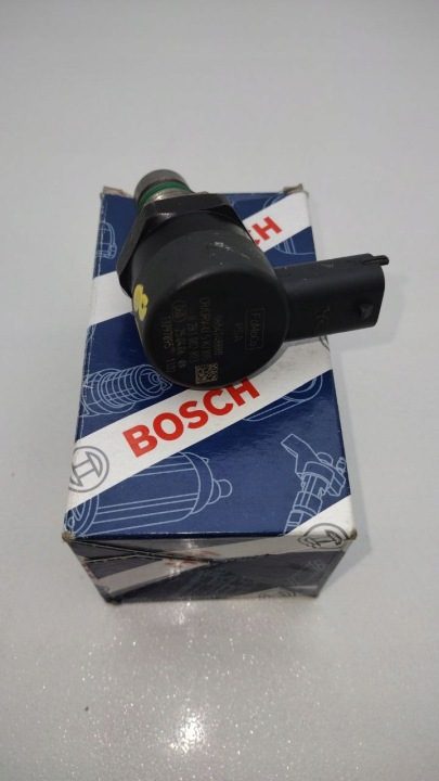 ОРИГИНАЛЬНЫЙ REGULATORY ДАТЧИКА ДАВЛЕНИЯ ТОПЛИВА BOSCH 0281002803, фото 1