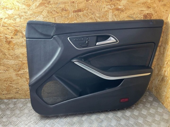 Комплект обшивок Mercedes-Benz CLA C117 X117 W117 Передний сторона правая, фото 1