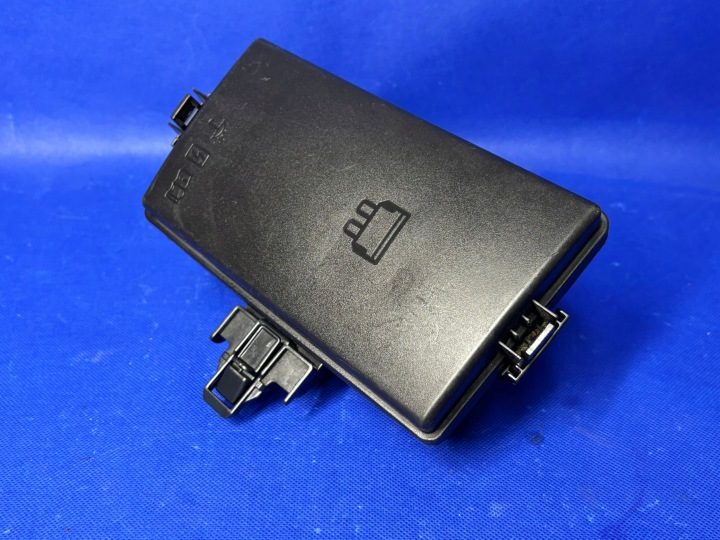 Блок корпус блока предохранителей оригинал Audi A3 8V 5Q0907361C OEM, фото 4