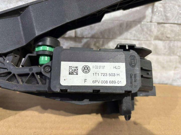 ПЕДАЛЬ ДАТЧИК ПЕДАЛИ ГАЗА VW VOLKSWAGEN TOURAN I 2004-2008 1T1723503H, фото 2