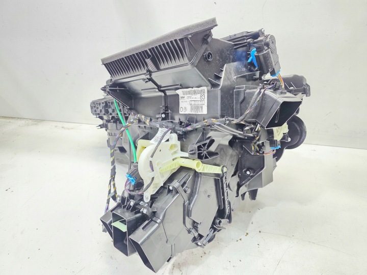 ОТОПИТЕЛЬ В СБОРЕ AUDI A3 8Y VOLKSWAGEN SEAT SKODA 5WC816001C, фото 4
