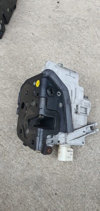 Замок двери задний левый 8E0839015AA Audi A3 A4 B7 A6, фото 3