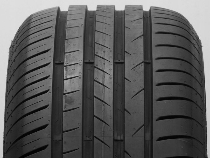 Шина летняя Vredestein Ultrac 225/65R17 102 В защита диска, фото 11
