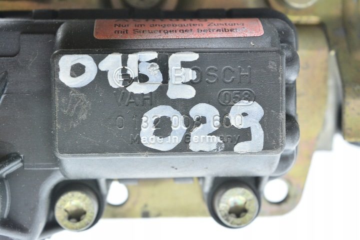 Форсунка топлива Monojetronic VW Passat B3 1.8 1F 051133015E Bosch 0438201029, фото 4