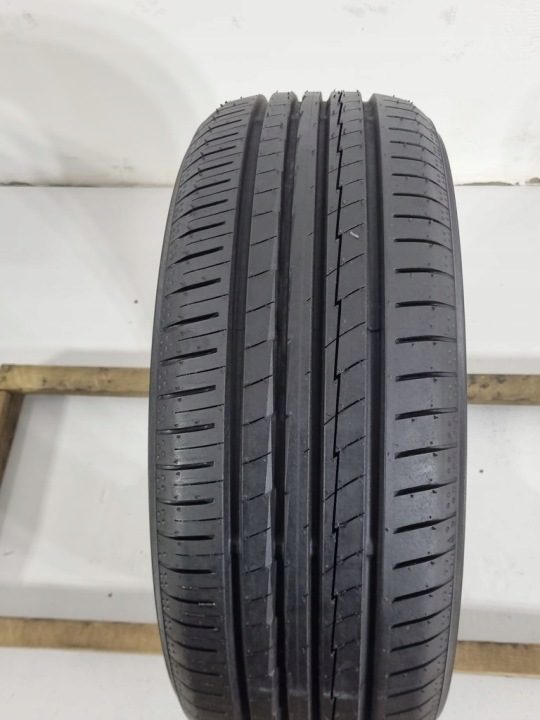 Шина летняя Yokohama BluEarth-A AE-50 185/50R16 81 H защита диска, фото 2