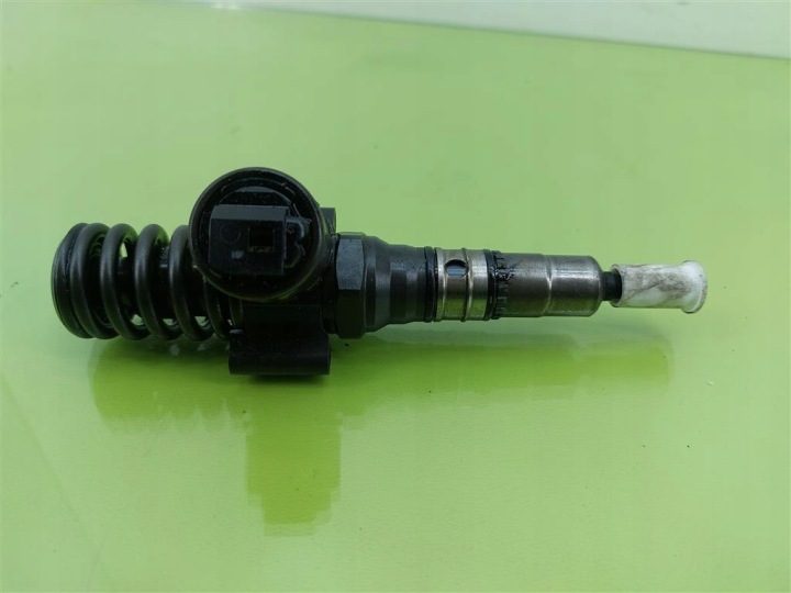 Комплект форсунок форсунки VW Touran I 2003-2010 2,0 TDI 03G130073B ОРИГИНАЛ, фото 3