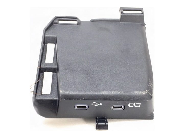 РАЗЪЕМ USB TOYOTA YARIS IV 85532-48030 РАЗЪЕМ ЗАРЯДКИ, MULTIMEDIALNE, фото 1