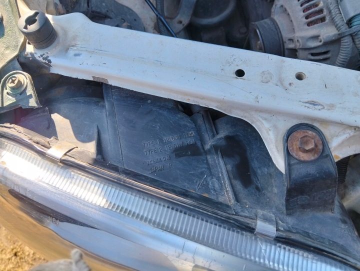 Фара правая передняя Toyota Rav4 I рестайлинг 5D 1998 г., фото 5