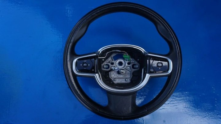 Volvo XC90 S90 V90 XC60 V60 S60 - руль ориг., фото 1