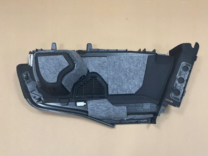 AUDI A5 B10 Обшивка багажника левая 8B5863879A седан, фото 2