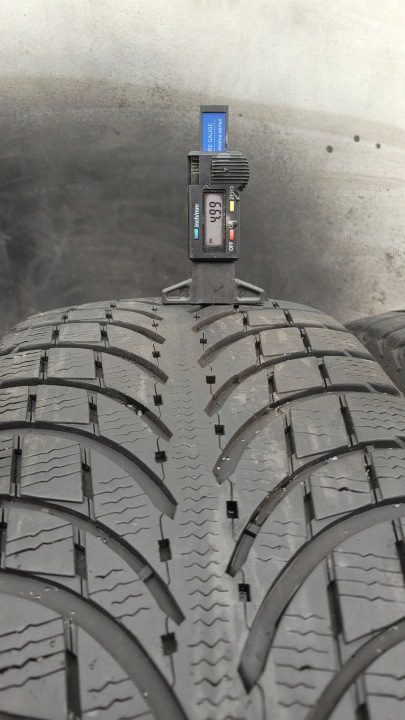 Шина зимняя Michelin LATITUDE ALPIN LA2 235/60R18 107 H усилитель (XL), фото 3