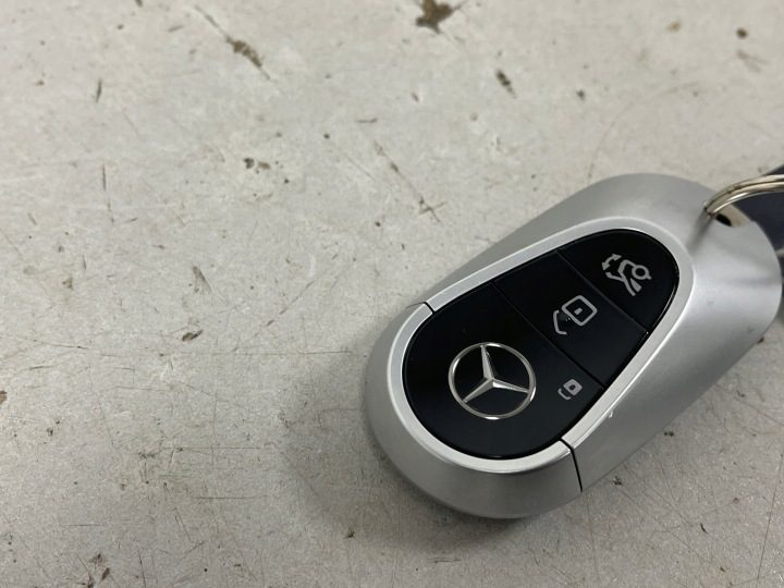 Ключ зажигания Mercedes EQS 580 A2239055709 2021-, фото 3