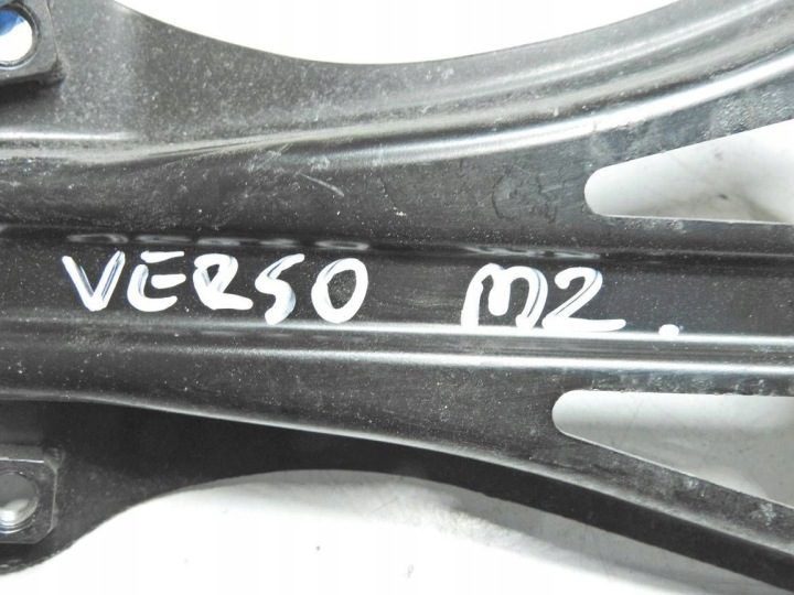 Toyota Verso 13-18 РЕСТАЙЛИНГ Крепление аккумулятора, фото 3