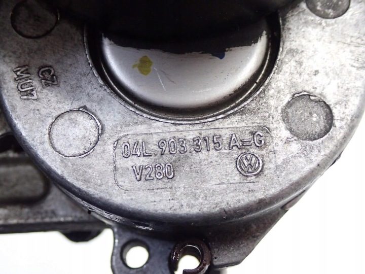 НАТЯЖИТЕЛЬ РОЛИК РЕМНЯ 04L903315A TOLEDO IV SKODA RAPID 1.6 TDI CXM 17 г., фото 4