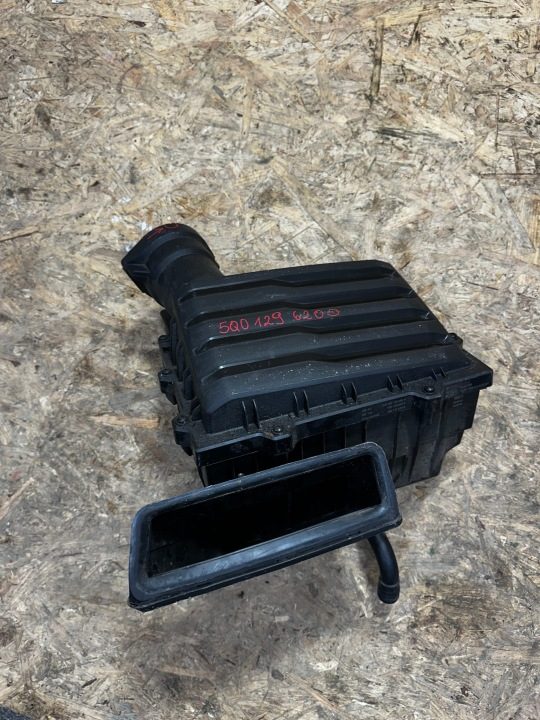 VW Audi Skoda Seat корпус воздушного фильтра 5QF129601A оригинал европа USZ, фото 1