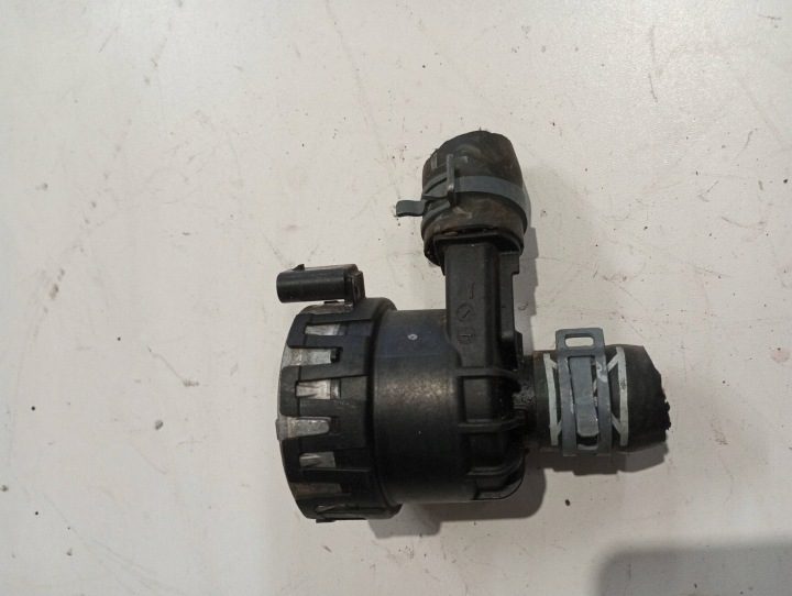 Дополнительная помпа AUDI SEAT SKODA VW 2N0965567C, фото 1