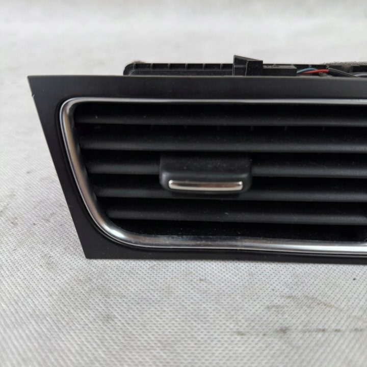 ДЕФЛЕКТОР ОБДУВА СРЕДНИЙ AUDI A4 B8 8T1820951C, фото 2