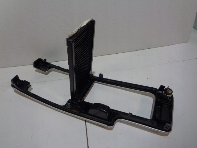 Центральный тоннель шторка Volvo V50 S50 09-12 130586 06582-000 30755392, фото 11