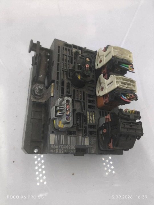 Блок предохранителей BSM R02 Citroen C4 Grand Picasso 9667044980, фото 1