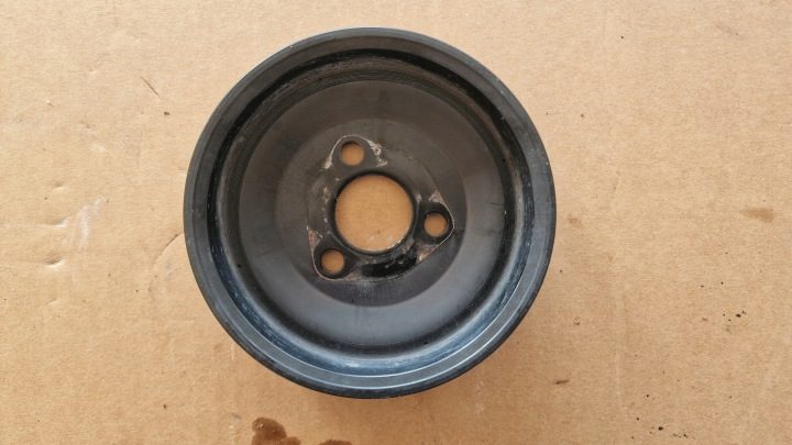 ШКИВ НАСОСА ГИДРОУСИЛИТЕЛЯ BMW E60 E61 E81 E82 E83 E84 E87 E88 E90 E91, фото 2
