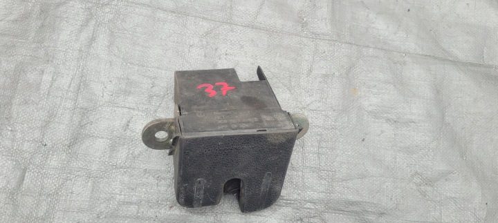 VW PASSAT B6 УНИВЕРСАЛ VW GOLF V ЗАМОК КРЫШКИ БАГАЖНИКА 3C9827645A, фото 3