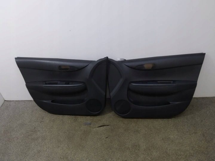 Обшивка левая правая передняя компл. 5D Hyundai i20 I (2008-2014), фото 1