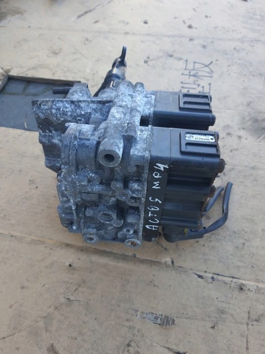 КЛАПАН ПНЕВМАТИЧЕСКИЙ ПОДУШЕК MERCEDES ACTROS MP4 A0013270825, фото 2