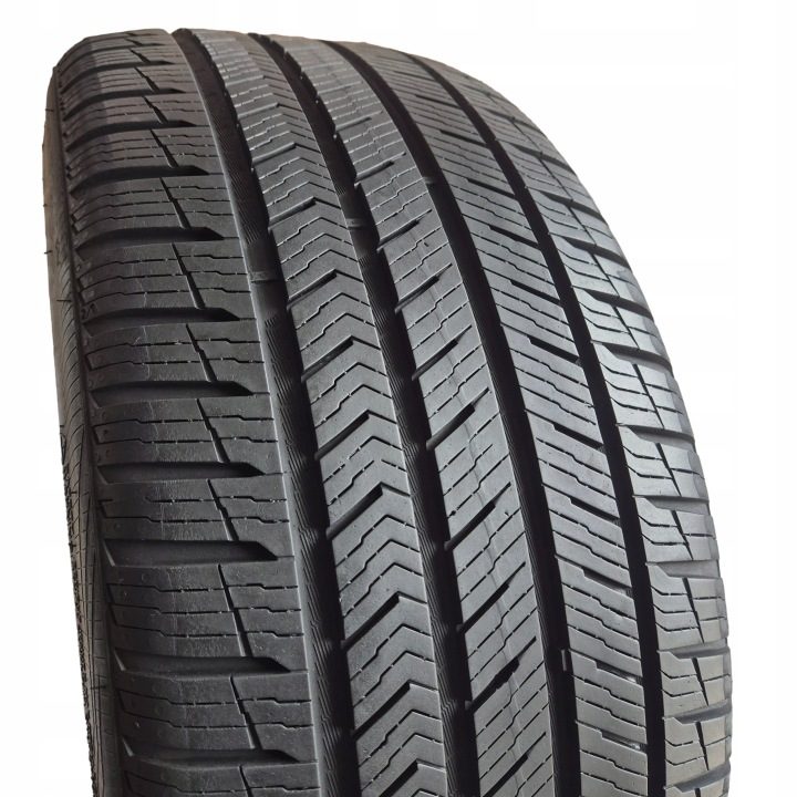 Шина всесезонная Vredestein Quatrac Pro 235/40R19 96 Вт для АКПП электрического (EV), защита диска, усилитель (XL), фото 1