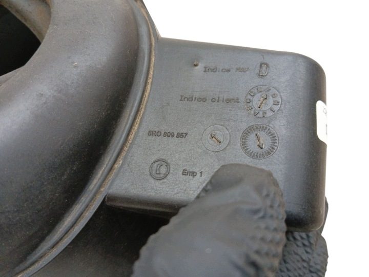 Лючок горловины бензобака Volkswagen Polo V 6R (2009-2014) код краски L041, фото 4