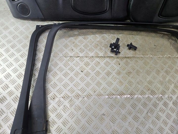 ОБШИВКИ ОБИВКА ЗАДНЕЙ ДВЕРИ С ROLETAMI FORD S MAX MK1 РЕСТАЙЛИНГ КОМПЛЕКТ, фото 2
