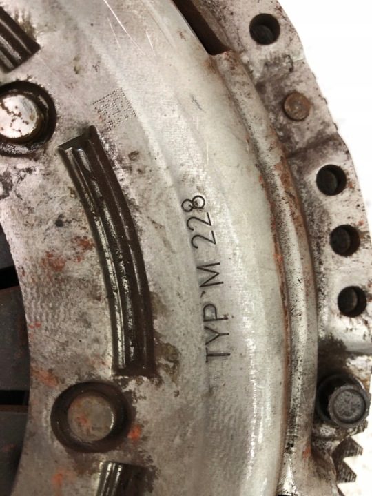 VW SEAT SKODA 1.6 2,0 TDI СЦЕПЛЕНИЕ В СБОРЕ 04L141025F, фото 2