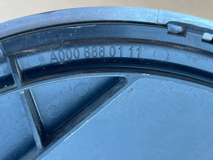 Эмблема передняя в решетка радиатора Mercedes A0008880111, фото 3