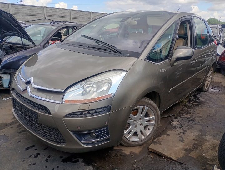 ЛЮЧОК ГОРЛОВИНЫ БЕНЗОБАКА Citroen C4 Picasso РЕСТАЙЛИНГ 07-13 код краски KEBC, фото 7