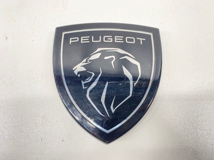 ЛОГОТИП ЗНАЧОК Эмблема РЕШЕТКИ РАДИАТОРА Передняя Peugeot 308 III T10 2021-, фото 1