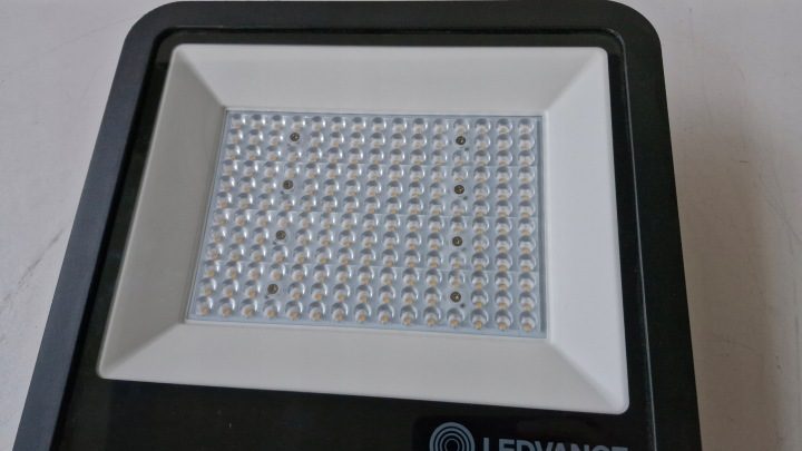 Osram LEDVANCE РЕСТАЙЛИНГ PFM ASYM 45x140 100 Вт 3000 K BK 4058075353633, фото 4
