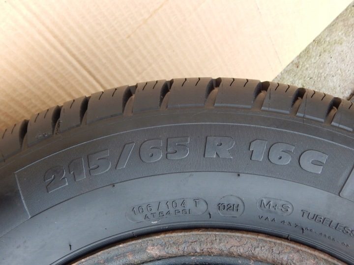 VW T5 штампованный диск колесо запасное MICHELIN 215/65 R16C 8.47 мм, фото 3
