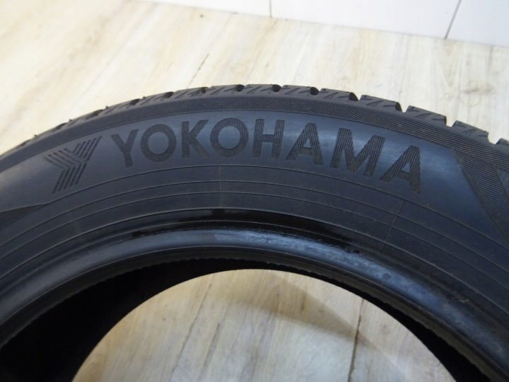 Шина зимняя Yokohama BluEarth-Winter V906 205/55R16 91 т сцепление на снегу (3PMSF), фото 6