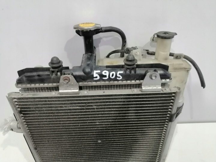 Peugeot 107 рестайлинг радиатор вентилятор комплект, фото 10