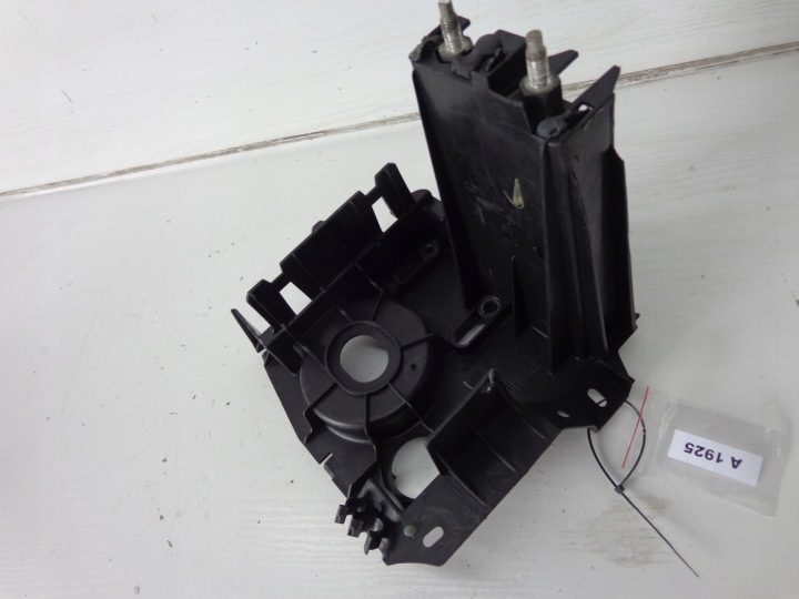 Кожух аккумулятора Xsara Picasso Peugeot OE 9643582080, фото 2