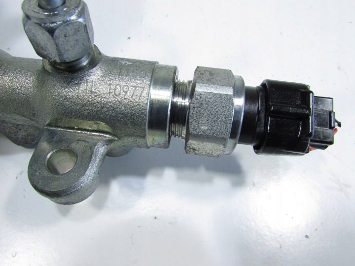 Топливные трубки молдинг датчик топлива Mazda cx7 2.2 CiTD, фото 3