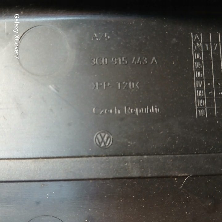 Audi A3 8P Q3 8U Golf V VI крышка аккумулятора 3C0915443A, фото 5