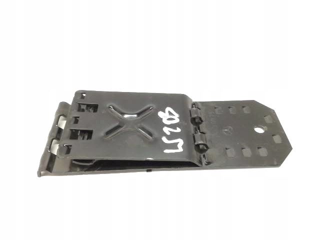 ШПОНКА ПОД КОЛЕСО A2035830075 Mercedes C-класс II W203, фото 1