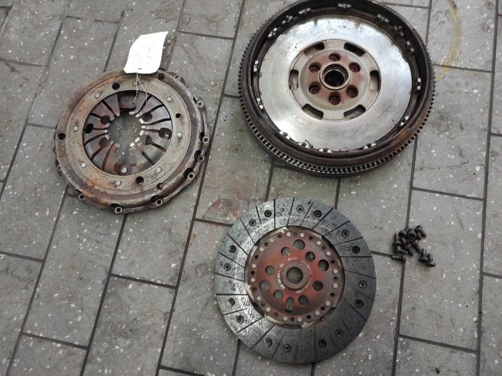 СЦЕПЛЕНИЕ КОМПЛЕКТ VW GOLF IV 1.9 TDI 028105264K, фото 1