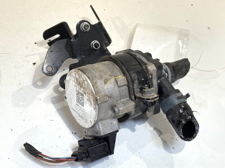 Дополнительная помпа Audi Q5 FY 4N0965567 2.0 265 л.с. система, фото 2