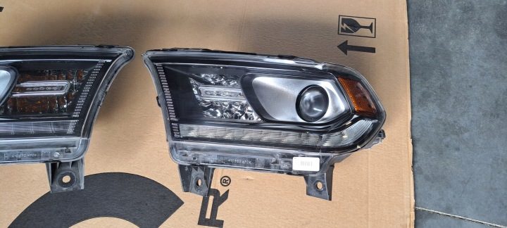 DODGE DURANGO 14-19 ФАРЫ ПЕРЕДНИЕ КСЕНОН LED OEM, фото 3